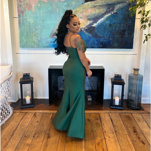 Bari Jay Pine Green Lux Stretch Christmas Formal Gown Dress Size S-M - Picture 1 of 3